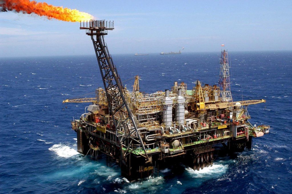 Maricá já recebeu R$76 milhões em royalties do petróleo em 2013 10 Maricá já recebeu em 2013 mais de R$73 milhões só em royalties do petróleo.