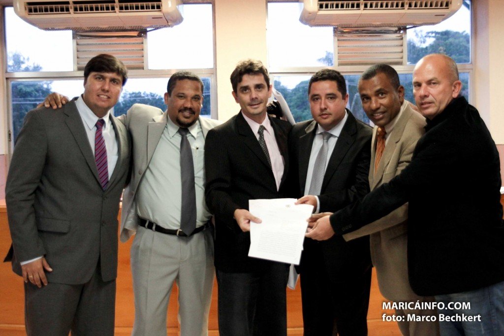 Câmara Municipal anuncia a instalação da TV câmara em Maricá 7 Vereadores foram à Brasília buscar a 'TV Câmara' para Maricá. (Foto: Marco Bechkert | Maricá Info)