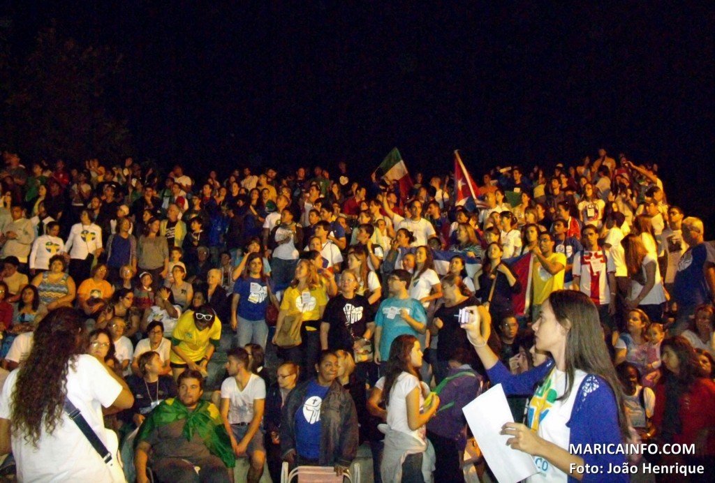 Maricá: Peregrinos e fiéis lotam anfiteatro em missa 9 Peregrinos de Cuba, Argentina e Polônia também participaram da Santa Missa em Maricá. (Foto: João Henrique | Maricá Info)