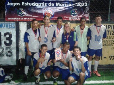 Jogos Estudantis 2013 - Veja os resultados 14 Time campeão no Society. (Foto: CMJ)