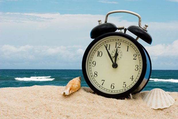 Amanhã começa o horário brasileiro de verão 8 Moradores do Sul, Sudeste e Centro-Oeste devem adiantar relógios em 1 hora na madrugada de sábado para domingo.