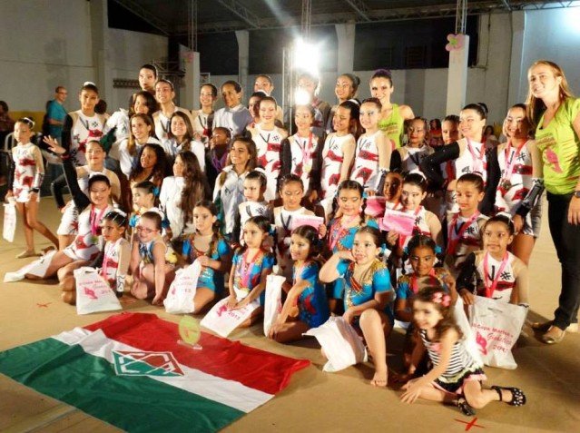 3ª Copa de Ginástica realizada em Maricá reúne mais de 200 atletas 9 Evento reuniu mais de 200 atletas das cidades de Maricá, Niterói e São Gonçalo.