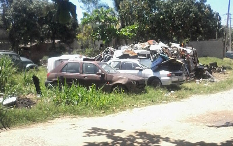 Moradores reclamam de ferro velho a céu aberto em São José do Imbassaí 8 ferro velho marica info