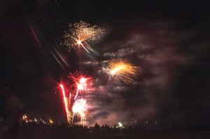 Maricá entra em 2015 com shows e queima de fogos 7 fogos praia