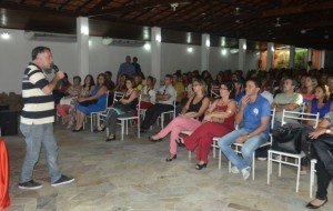 Maricá inicia ano letivo nesta quarta com 18 mil alunos 5 Vice-prefeito Professor Marcos Ribeiro falou sobre a importância da educação em solenidade realiza na terça-feira.