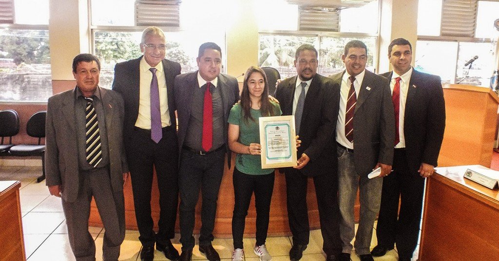 Mayssa Bastos é homenageada na Câmara Municipal de Maricá 10 Vereadores presentes na homenagem à atleta de Maricá, Mayssa Bastos. (fotos: Mauro Luis / Maricá Info)