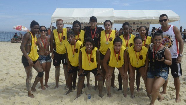 Maricá: Conheça os vencedores do torneio de Beach Soccer dos Jogos de Verão 11 Equipe Elite ficou em segundo lugar no torneio feminino. (foto: Clarildo Menezes)