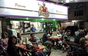Maricá: Bar Rigudo, no Centro, com música ao vivo nos fins de semana 7 bar rigudo maricá