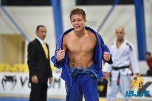Maricaense é campeão mundial juvenil de Jiu Jitsu 7 Matheus Mello, campeão mundial de Jiu Jitsu
