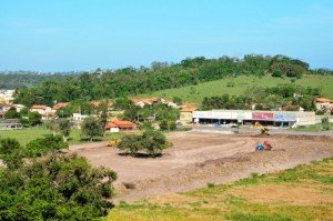 Maricá: Prefeitura dá início a construção do Novo Hospital 8 Obras começaram a erguer o novo hospital. (foto: Clarildo Menezes)