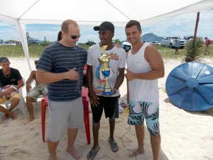 Torneio de pesca agita Itaipuaçu durante fim de semana 7 O subsecretário Estadual Marcelo Delaroli também esteve presente no evento. (foto: Pery Salgado)