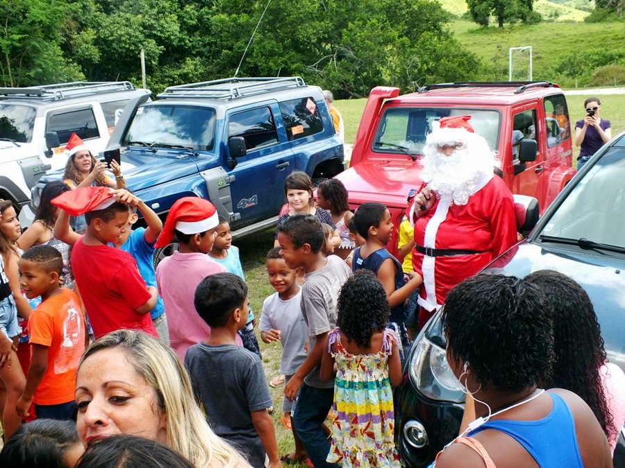 Maricá: Jipeiros fazem trilha natalina com entrega de presentes de Natal 30 jcm-trilha-natalina-22