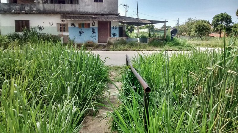Maricá: Moradores do Manu Manuela pedem iluminação e limpeza 9 manu manuela2