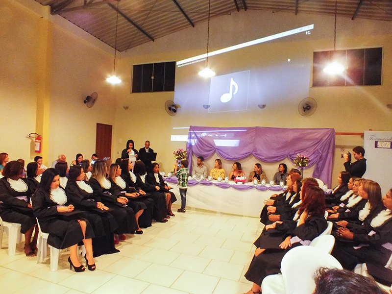 Instituto Embelleze Maricá forma novos cabeleireiros e manicures profissionais 15 DSCF9014