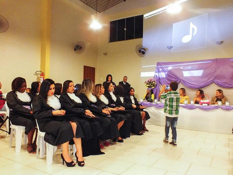 Instituto Embelleze Maricá forma novos cabeleireiros e manicures profissionais 16 DSCF9015