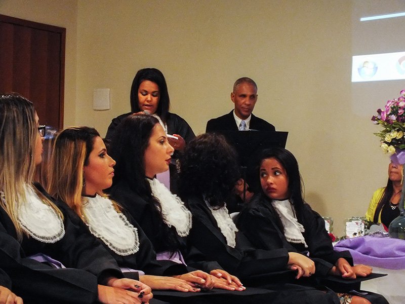 Instituto Embelleze Maricá forma novos cabeleireiros e manicures profissionais 17 DSCF9016