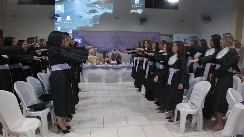 Instituto Embelleze Maricá forma novos cabeleireiros e manicures profissionais 24 DSCF9042