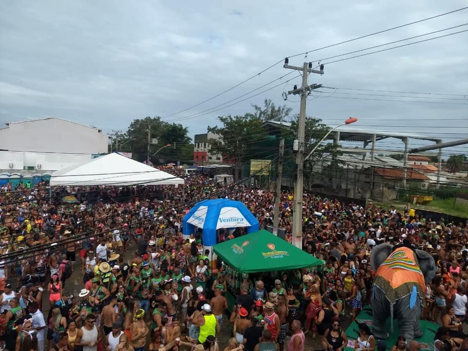 Bloco Tromba Nervosa reúne multidão em Itaipuaçu 20 87342690 2742308222518733 2135117715600310272 n