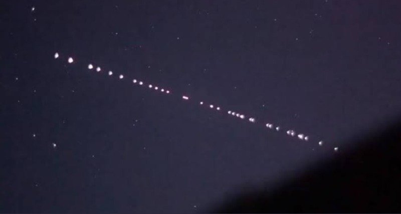 Luzes no Céu são avistadas novamente, saiba o que são 7 starlinks luzes