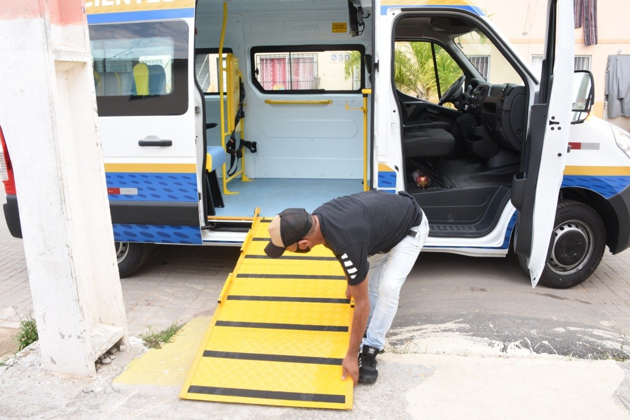 Maricá ganha nova van para transporte de pacientes 8 van hospitalar