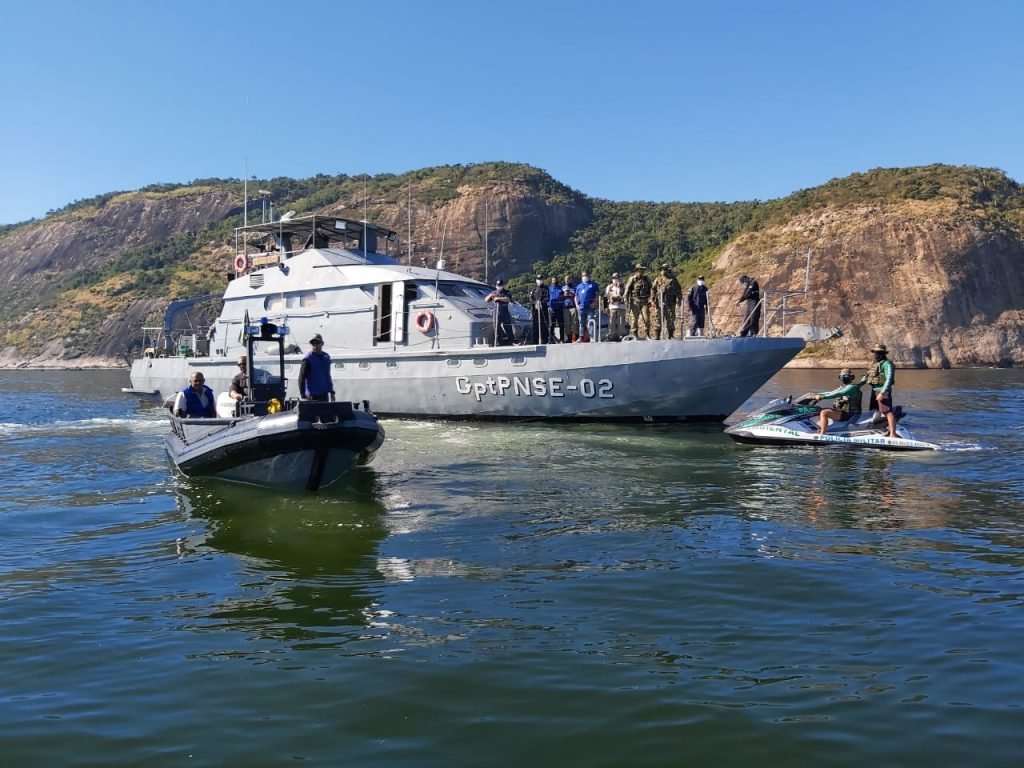 Inea faz operação contra pesca irregular em Maricá e Niterói 9 inea operacao marica2