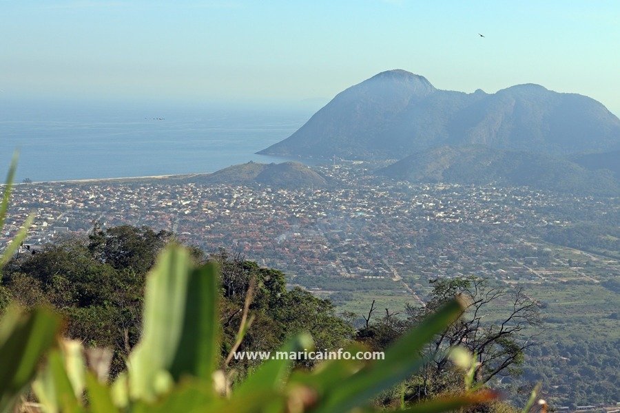 Maricá cria programa para orientar setor do turismo na retomada dos serviços 7 Vista da Pedra de Itaocaia em Itaipuaçu.