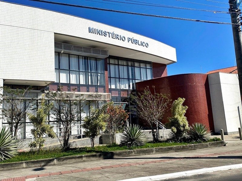 MPRJ denuncia ex-secretária de Maricá e empresário por desvio de mais de R$ 18 milhões; entenda! 8 Ministerio Publico Marica RJ