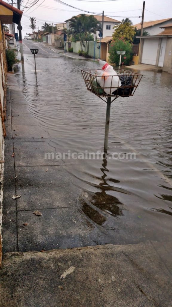 Chuva causa transtornos em Maricá (RJ) 9 alagamento barra de marica