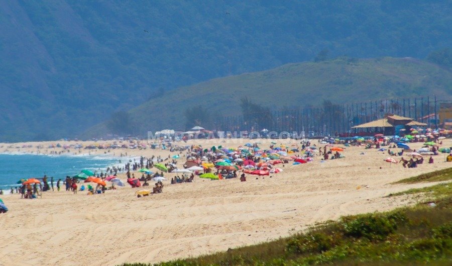 Maricá: 40ºC de sensação térmica e praias cheias 9 orla de itaipuacu maricainfo