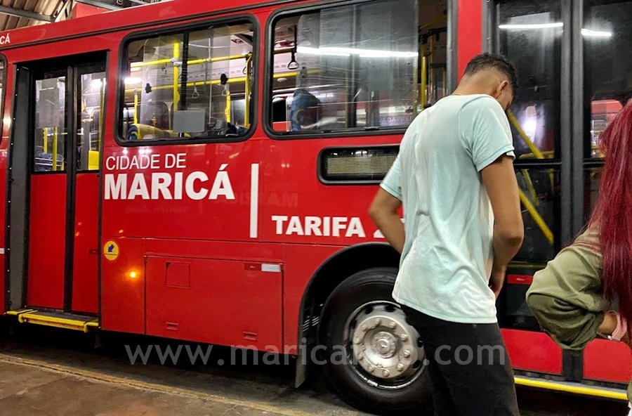 EPT amplia frota de ônibus em Itaipuaçu e Ponta Negra 11 vermelhinho ept marica