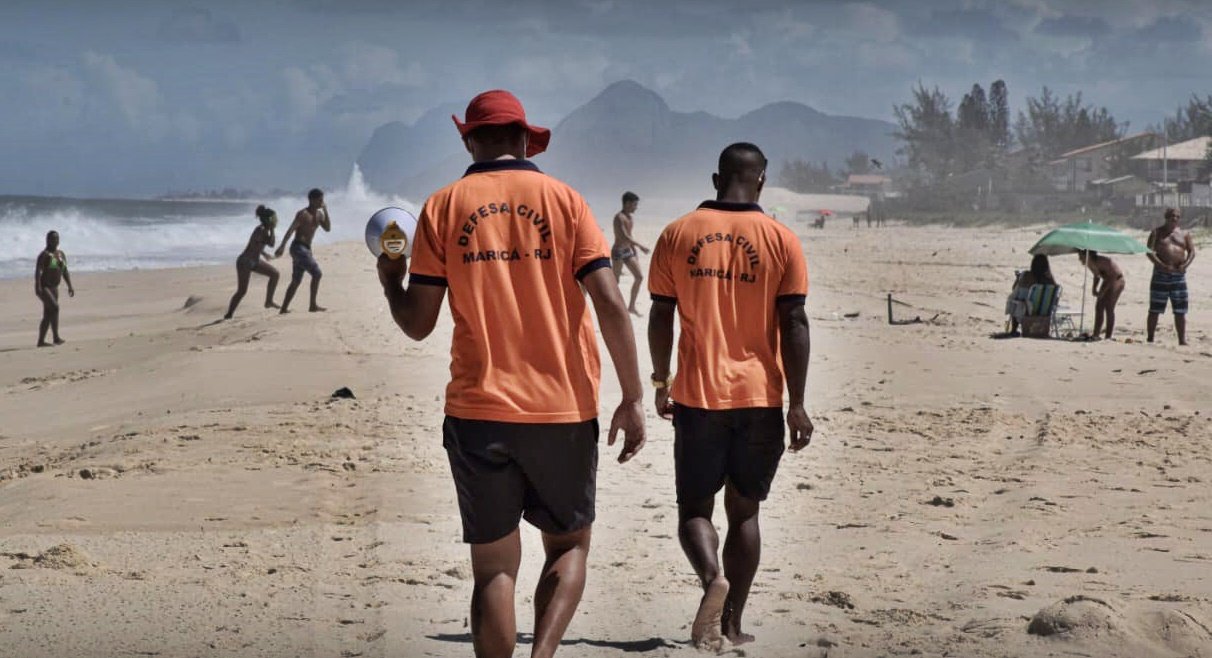 Maricá sem restrições para praias e áreas de lazer 11 defesa civil banhistas praia