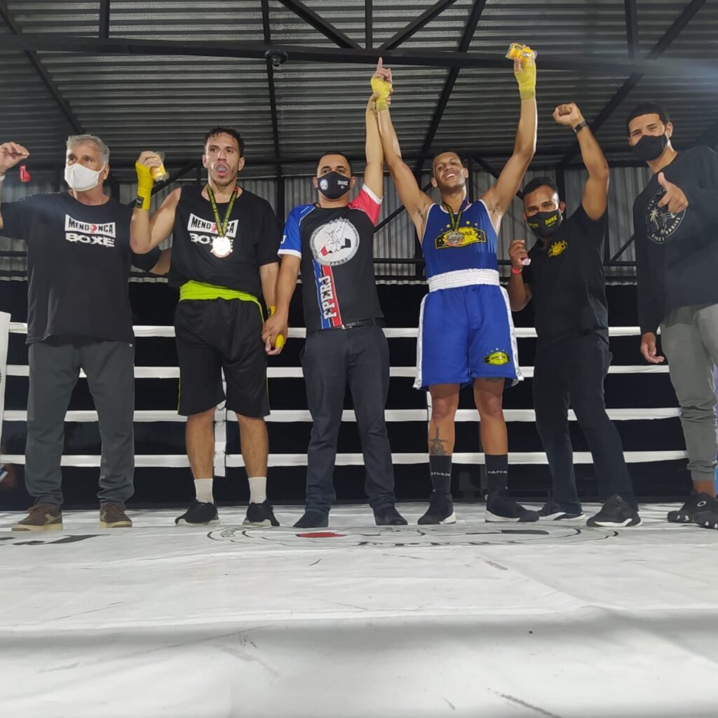 Equipe de Maricá representa a cidade em campeonato estadual de Boxe 7 luta boxe marica