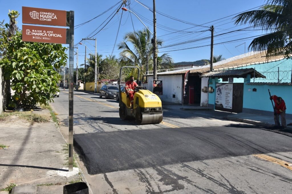 Itaipuaçu: Prefeitura instala redutor de velocidade em cruzamento perigoso 10 cruzamento itaipuacu