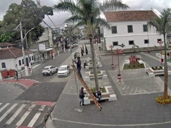 Maricá: Praça central recebe monitoramento por câmeras 7 camera orlando de barros pimentel