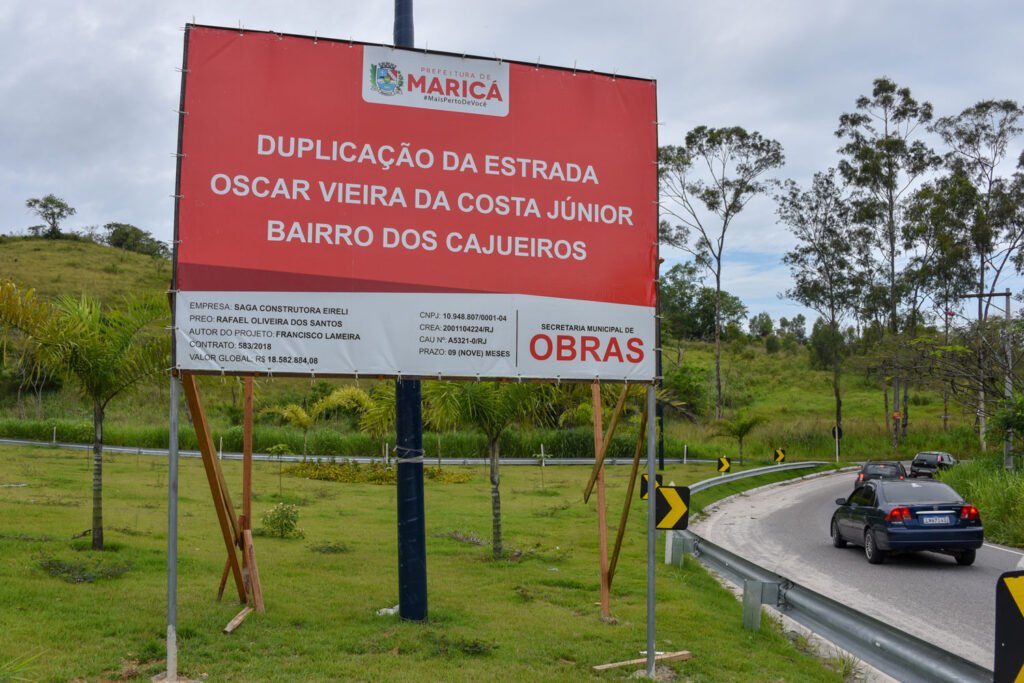 Itaipuaçu: Após dois meses paralisada, prefeitura irá retomar obra da Estrada dos Cajueiros 10 placa inicial obras cajueiros