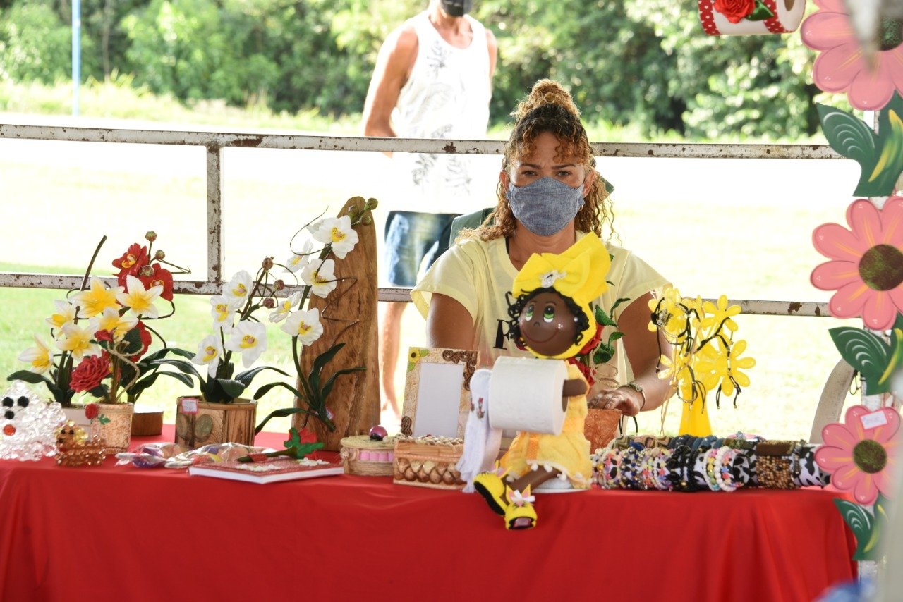 Maricá: Feira Livre Solidária de Cordeirinho teve artesanato, moda e atração cultural 8 artesanato feira livre cordeirinho