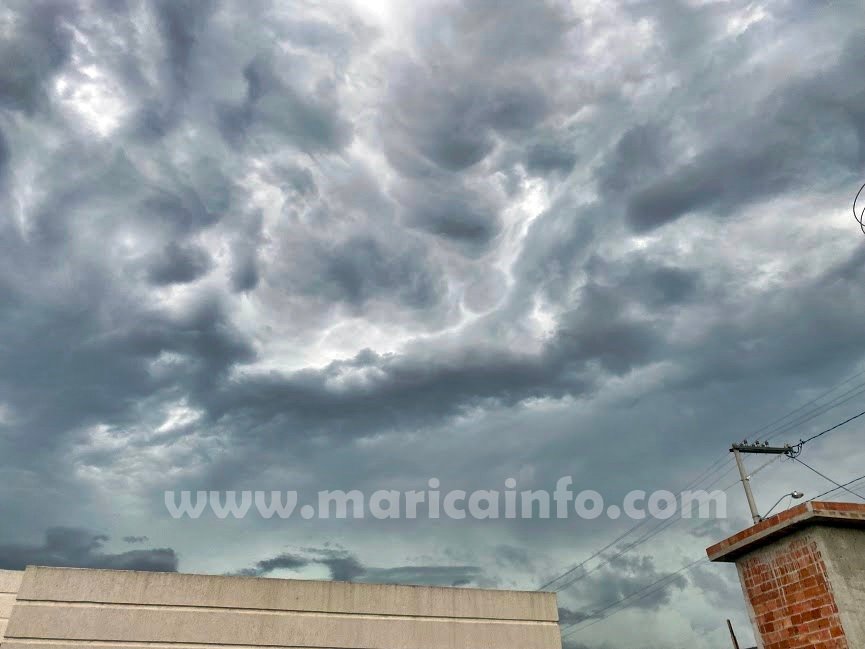 Maricá: Defesa Civil alerta para possibilidade de forte chuva com raios 8 chuva