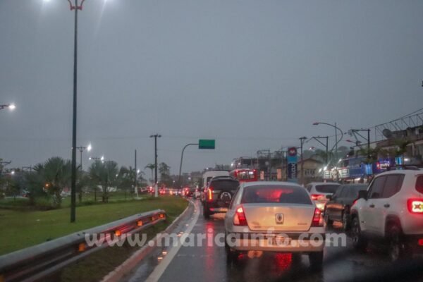 Chuva torrencial causa transtornos em Maricá (RJ) 10 chuva5