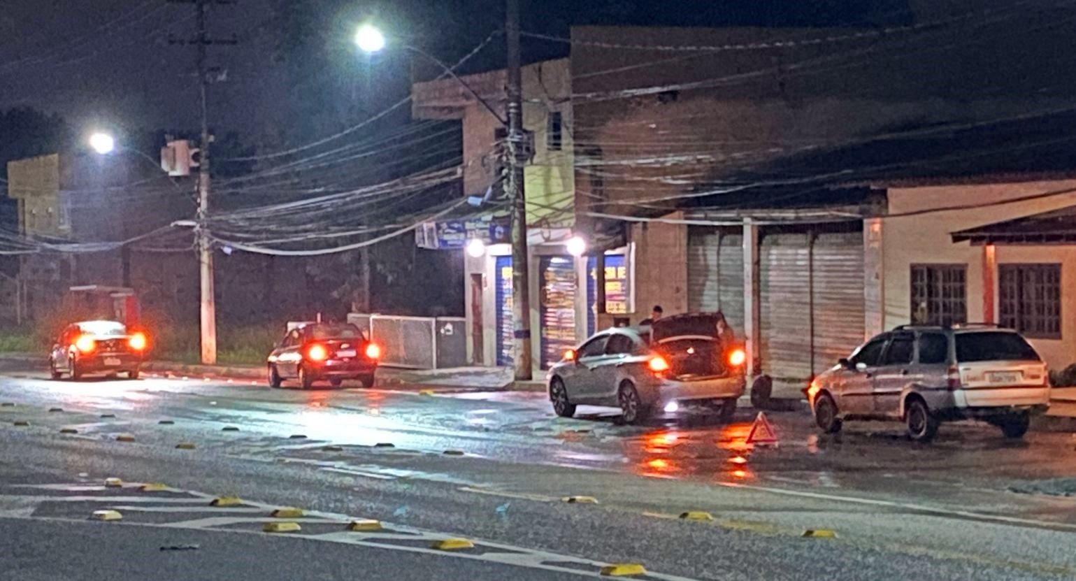Maricá: RJ-106 em estado deplorável causa transtornos a motoristas 7 rj106 buraco