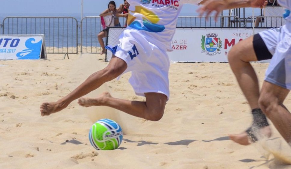 Maricá: Inscrições abertas para aulas gratuitas de 'beach soccer' 6 futebol areia beach soccer marica