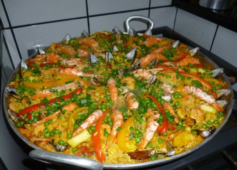 Almoço Solidário acontece no próximo sábado (19) em Maricá 7 paella comida