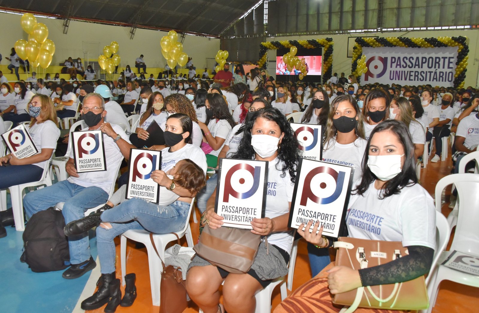 Recadastramento do Passaporte Universitário começa em Maricá; veja o prazo 3 passaporte universitario certificados