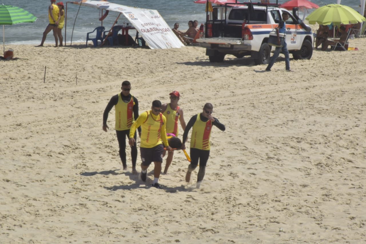 Maricá: Defesa Civil registra 33 salvamentos durante o feriado de Carnaval 8 salvamento marica carnaval 2022