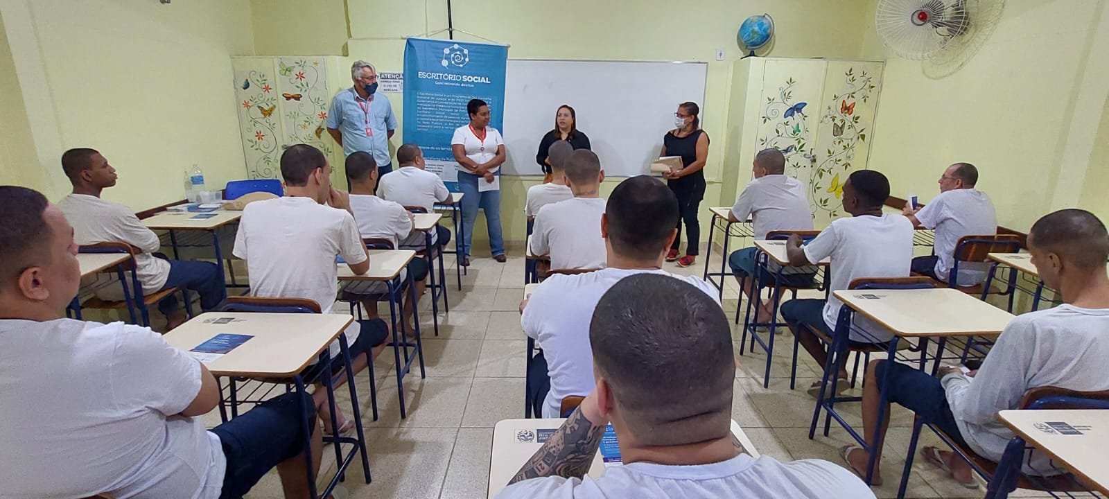 Prefeitura de Maricá apresenta programa 'Escritório Social' em presídio do Rio 10 Prefeitura apresenta programa Escritorio Social de Marica em presidio do Rio
