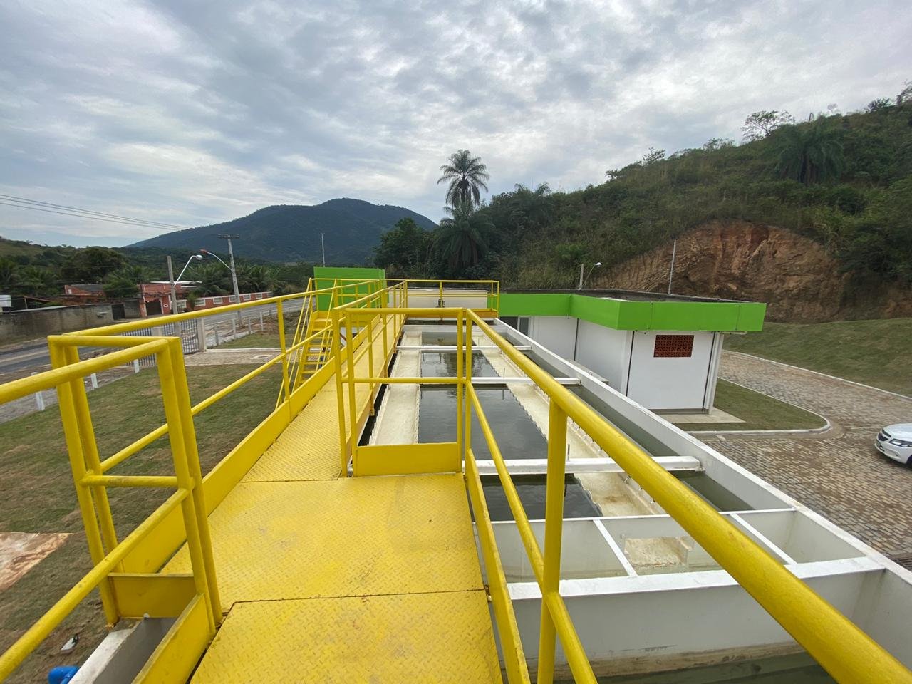 Maricá: Construção de adutora de água depende de liberação do DER para obras na RJ-106 8 agua ponta negra cedae aguas do rio