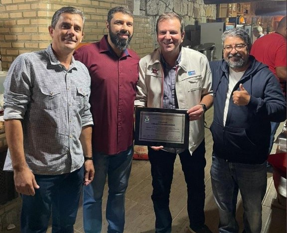 Eduardo Paes recebe título de cidadão maricaense 8 eduardo paes titulo cidadao maricaense