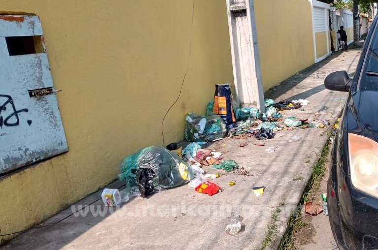 Lixo de escola em Maricá incomoda moradores 5 lixo caic