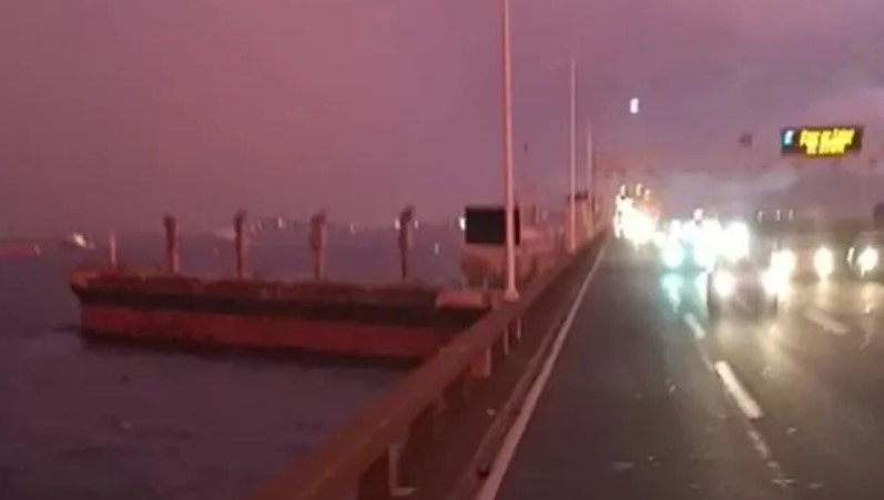 Ponte Rio-Niterói é liberada parcialmente após acidente com navio 9 navio