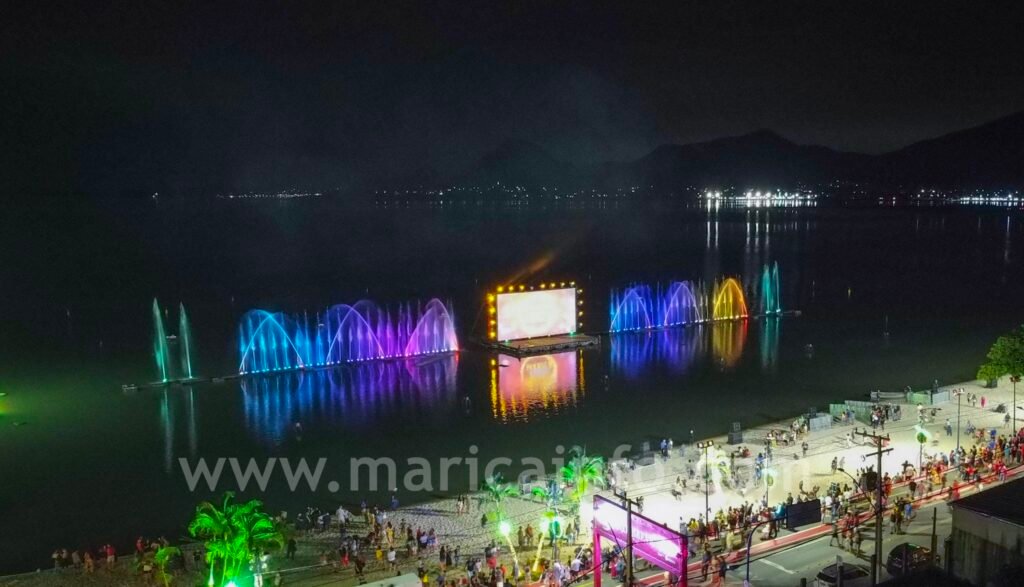 Natal Iluminado continua até 6 de janeiro com Jardim das Águas e Águas Dançantes 5 Aguas Dancantes Espetaculo Marica Natal Iluminado 2022 foto maricainfo