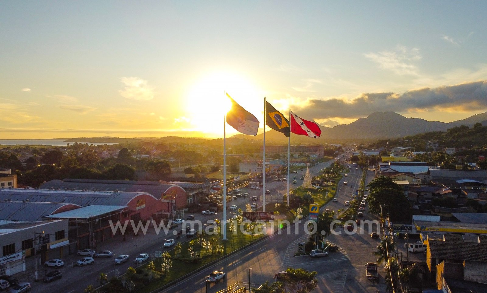 2023: O ano dos concursos em Maricá 9 Marica Bandeiras Drone Por do Sol 4 maricainfo